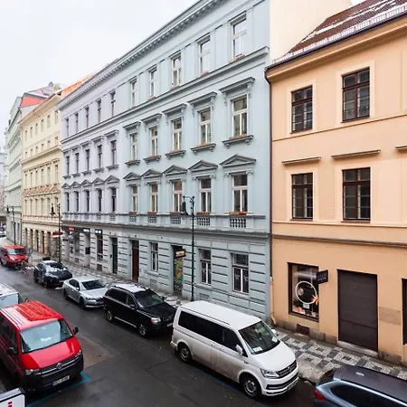Modern Loft Getaway * Praha
